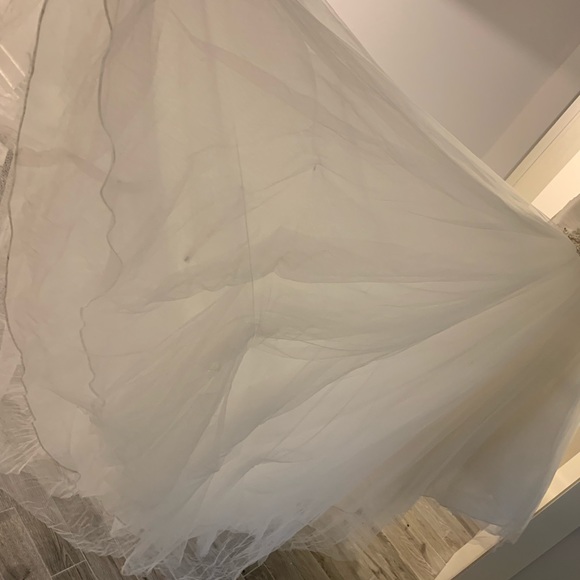 Enzoani Gretchen Dress - Picture 8 of 8